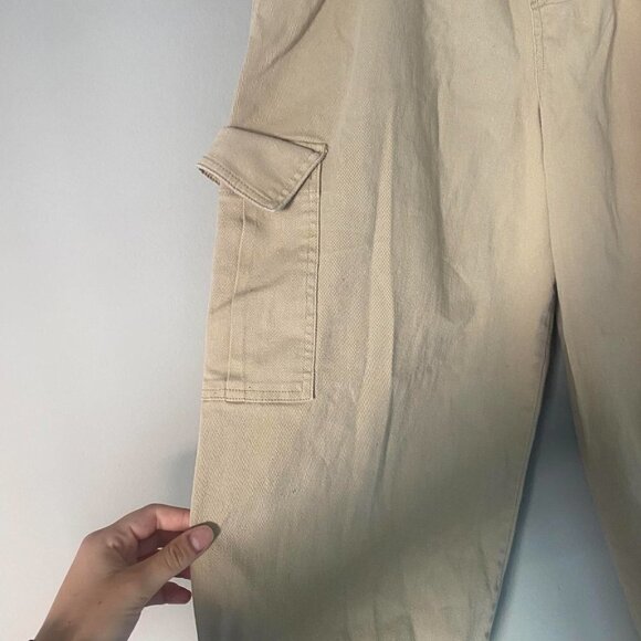 Wild Fable beige cargo pants elastic waist - Picture 5 of 8